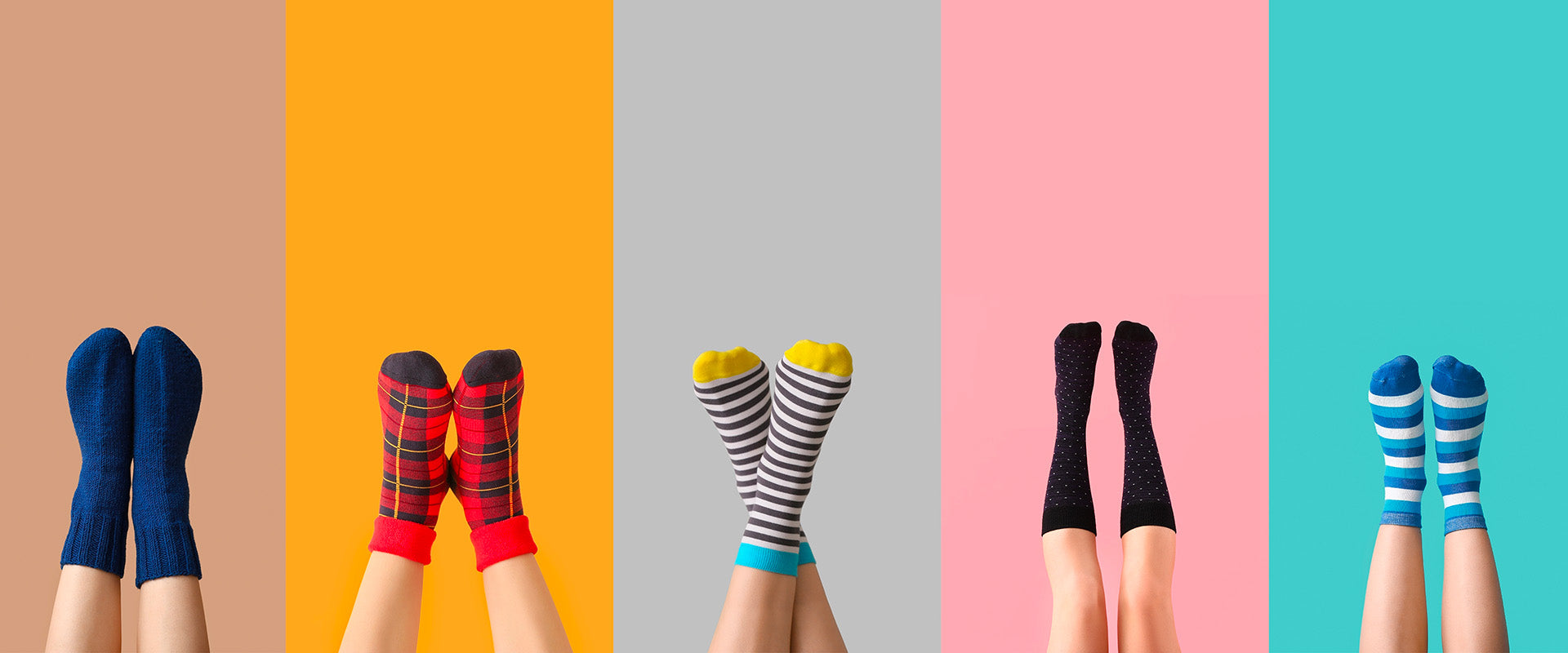 Chodidla v ponožkách