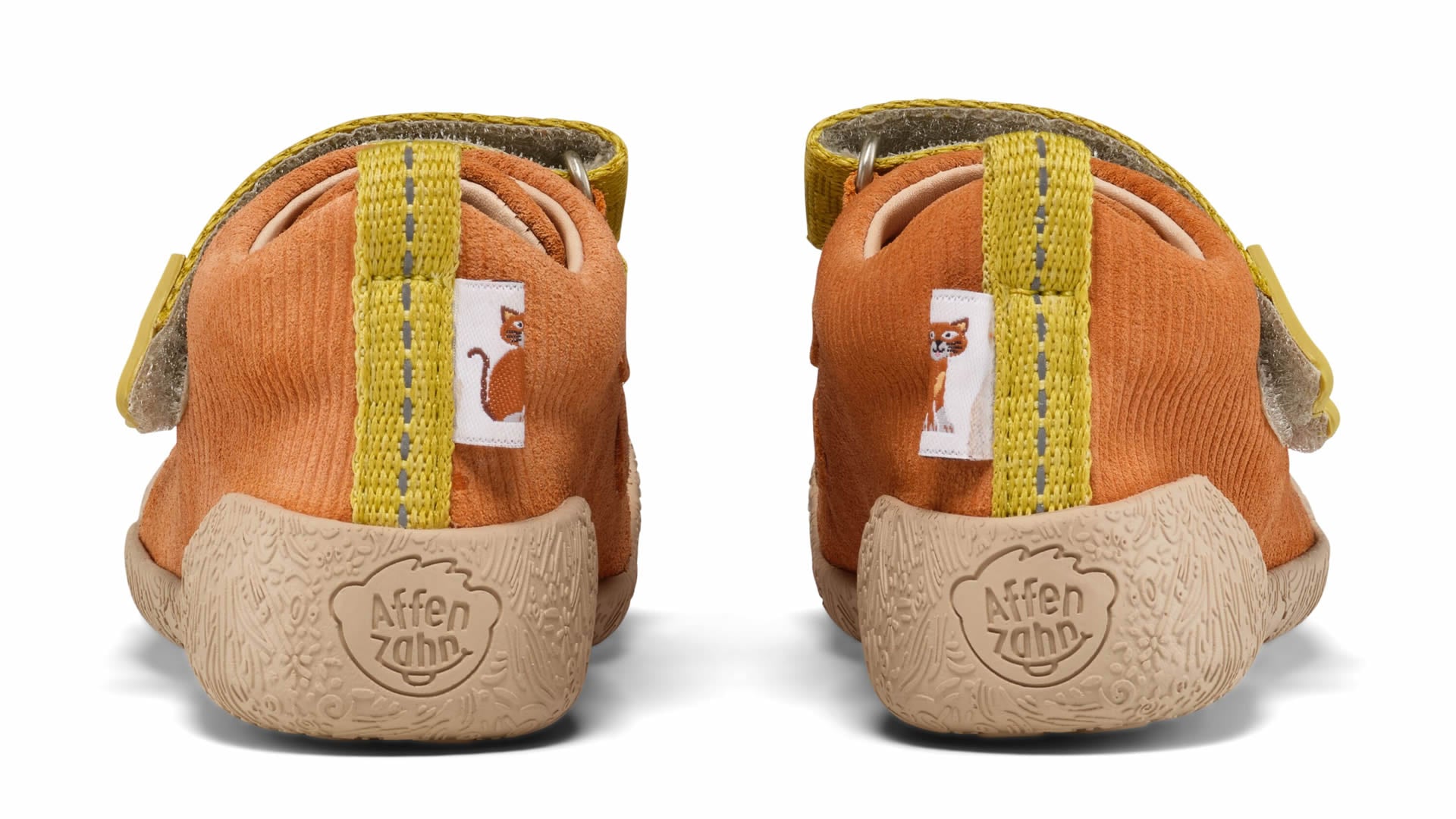 Affenzahn Prewalker Leather Walky - Cat barefoot boty pro děti s flexibilní podrážkou a širokou špičkou v žluto-béžovo-hnědé barvě