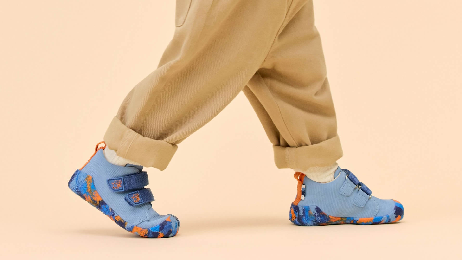 Affenzahn Prewalker Leather Walky - Elephant barefoot boty pro první kroky v modré barvě z kaučuku, semiše a kůže