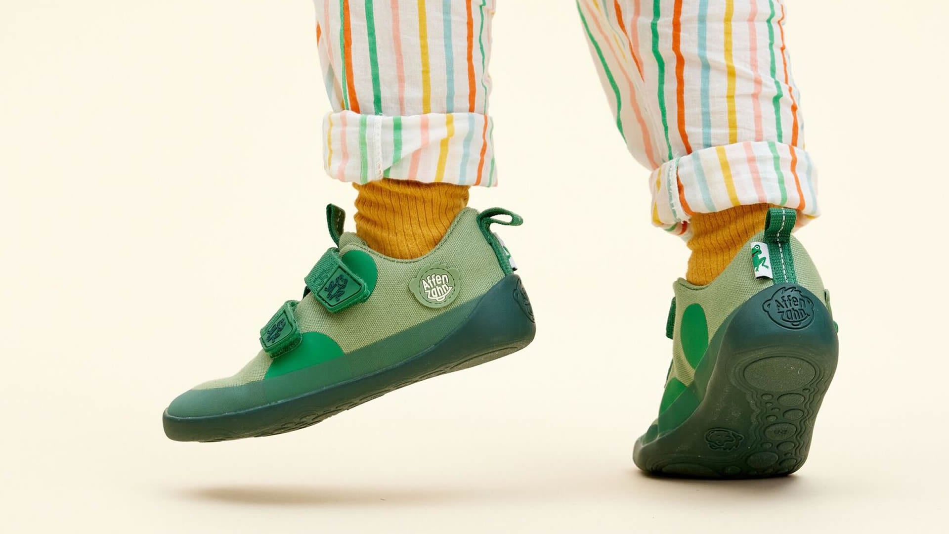 Affenzahn Sneaker Cotton Lucky - Frog dětské barefoot boty se širokou špičkou a flexibilní podrážkou z textilu a bavlny