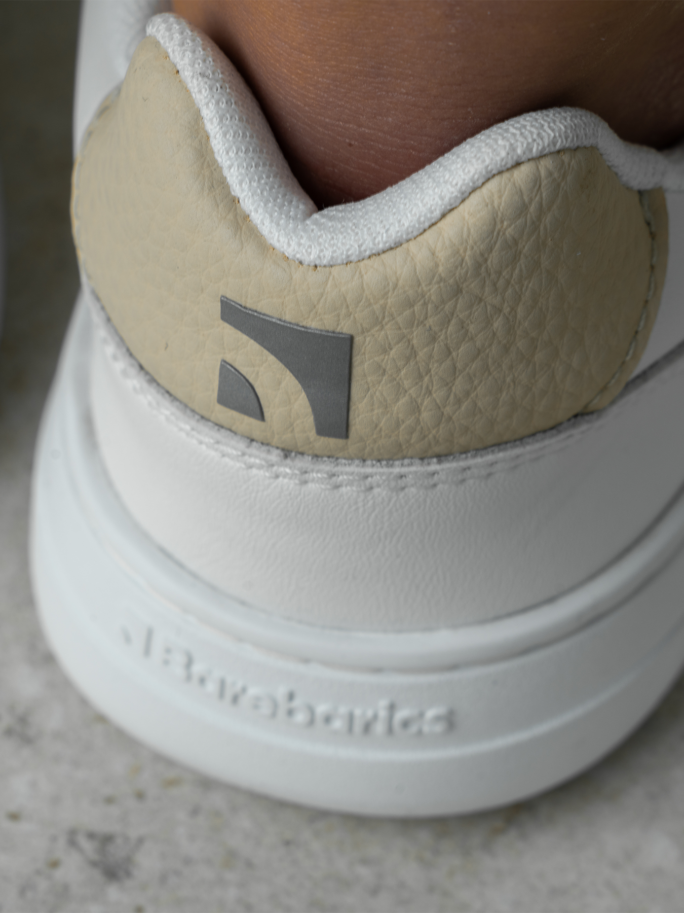 Barefoot boty Barebarics Zing - White & Cream bílo-béžové detail paty
