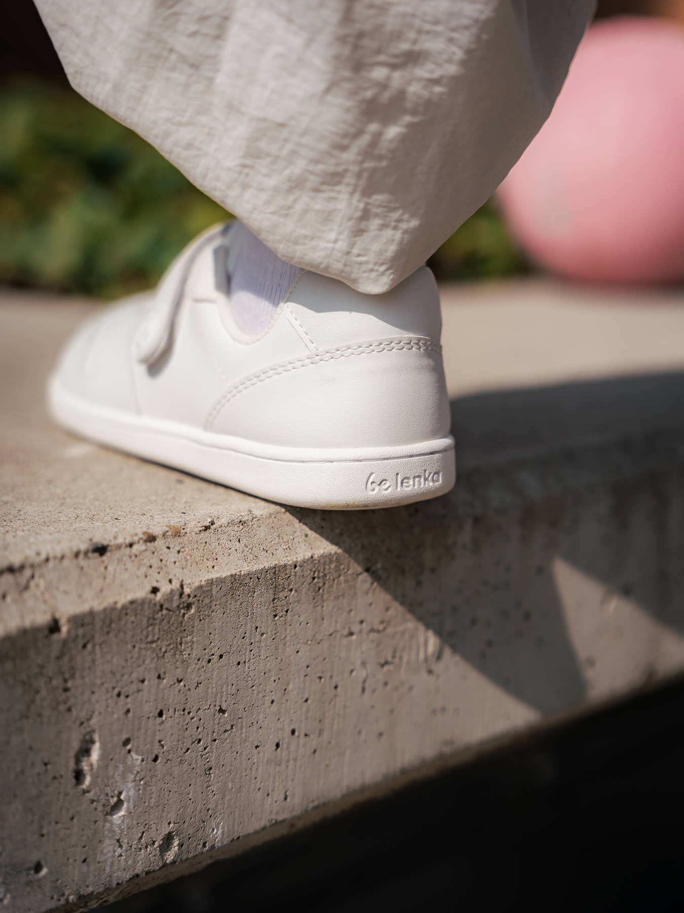 Be Lenka Scoot All White - obuté pohled na patu