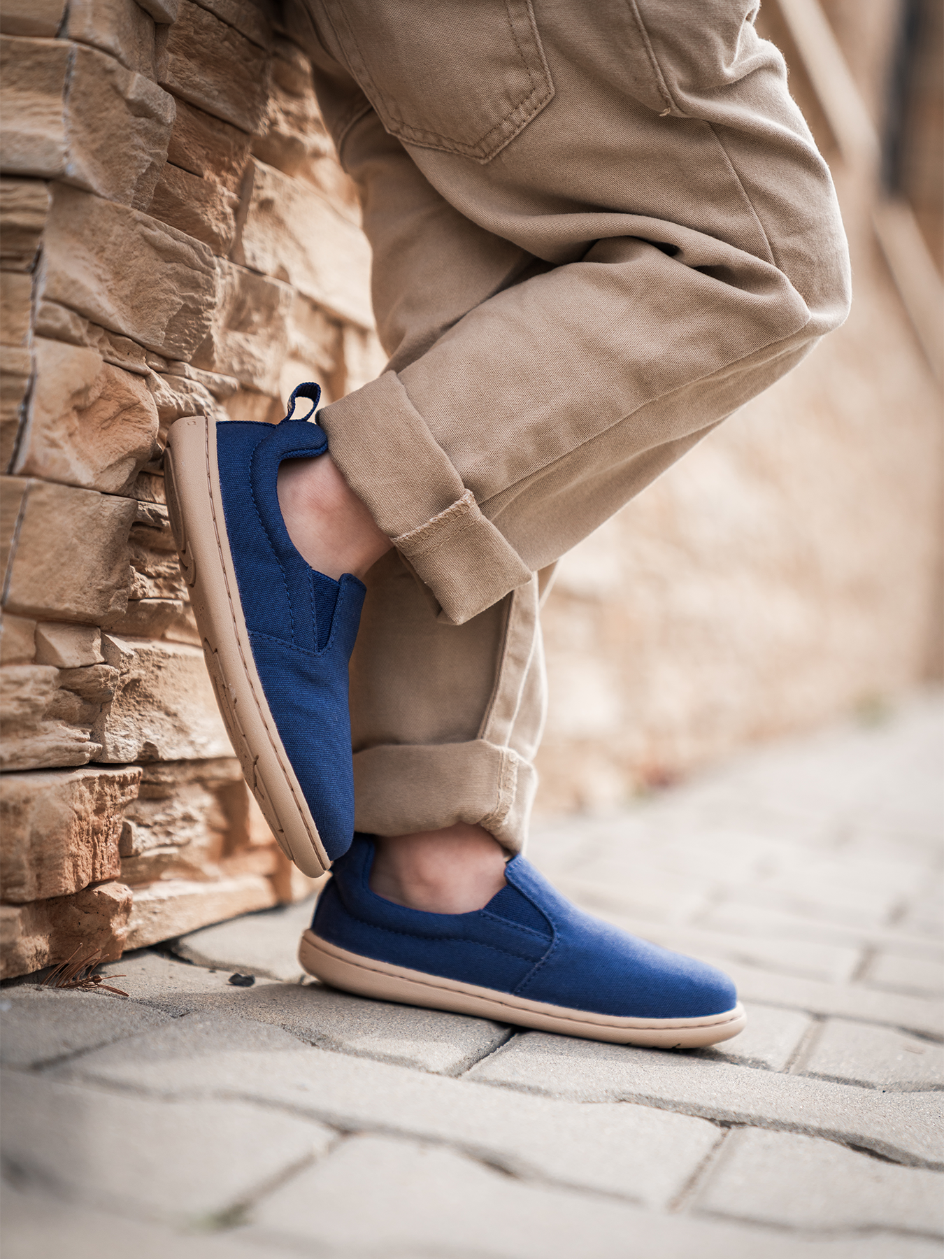 Be Lenka Aura Navy - Detail pravý pohled