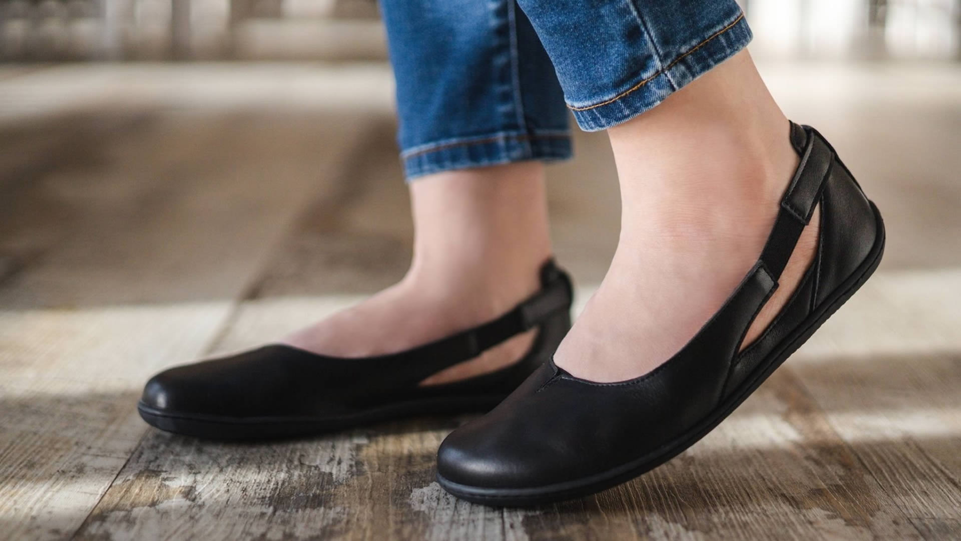 Be Lenka Bellissima 2.0 All Black - levý bok