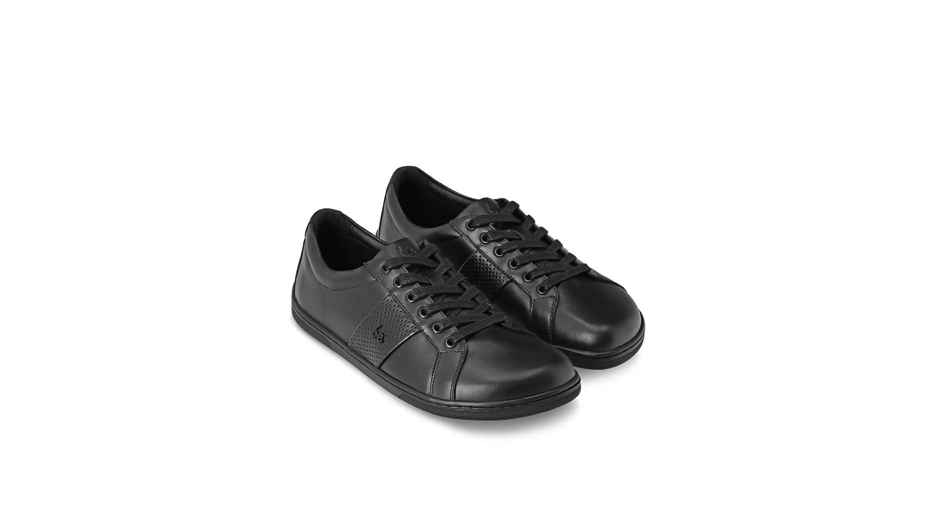 Be Lenka Elite All Black - z boku