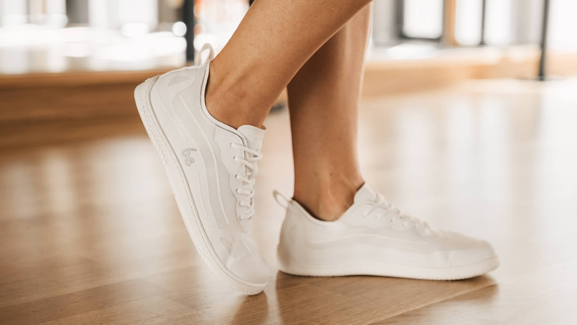 Be Lenka Velocity All White - pravý bok