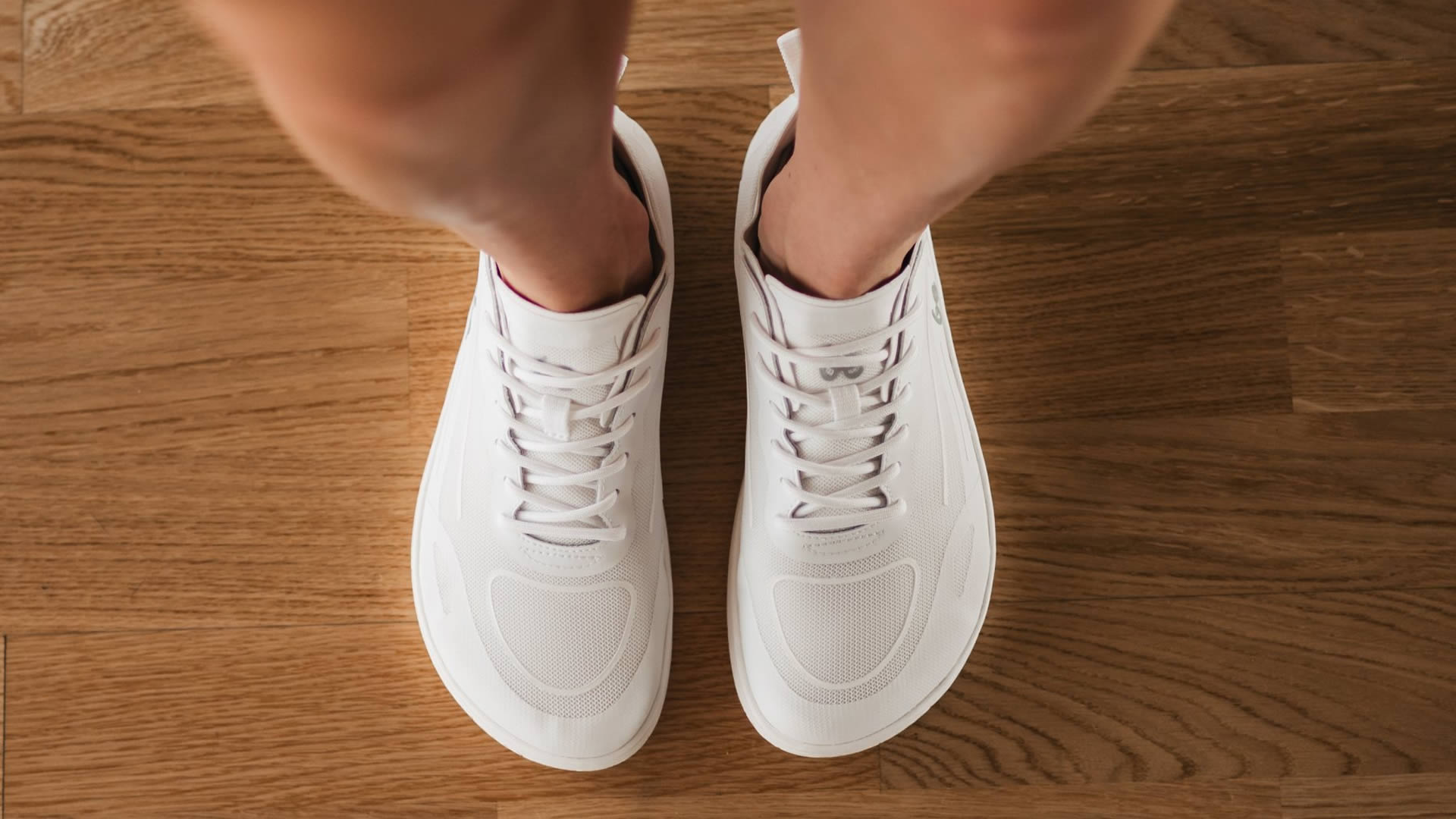 Be Lenka Velocity All White - tkaničky