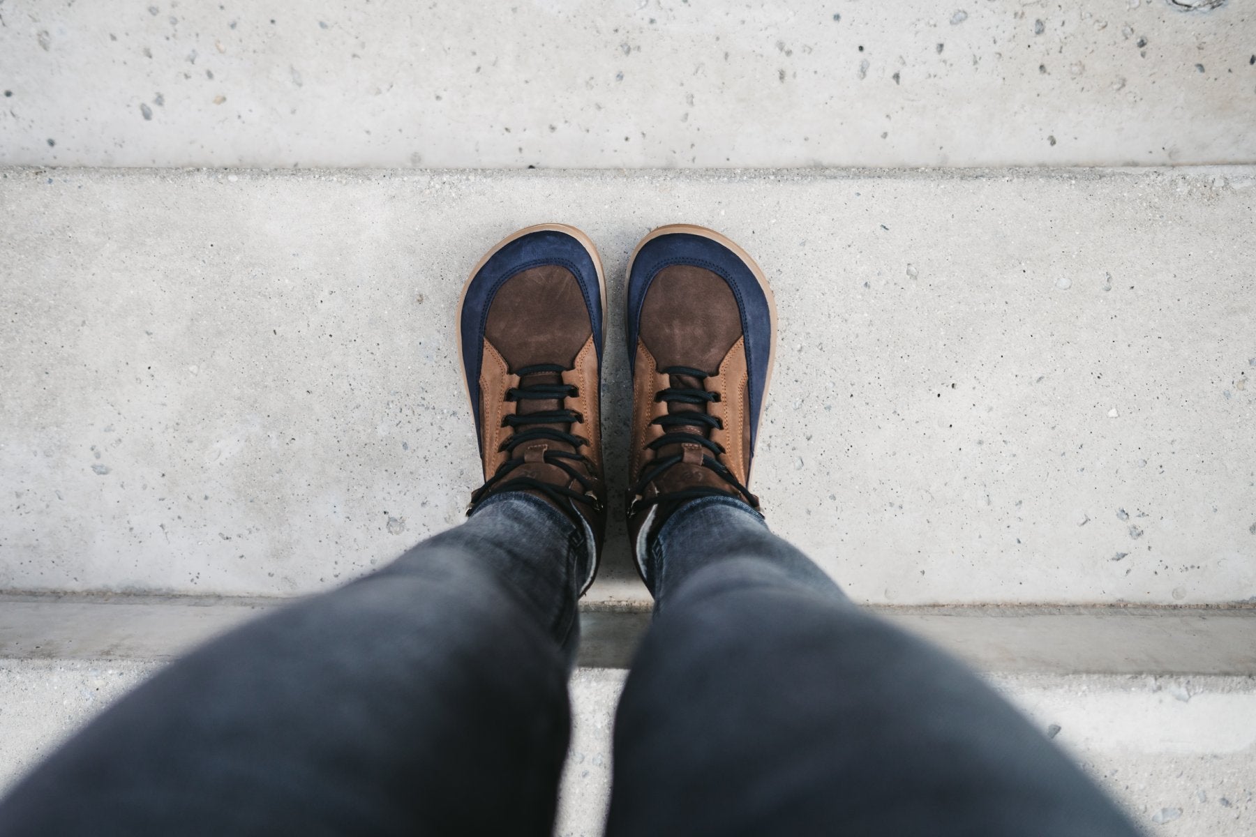 Zimní kotníkové barefoot boty Be Lenka York - Brown & Navy hnědo-modré pohled na obuté boty shora