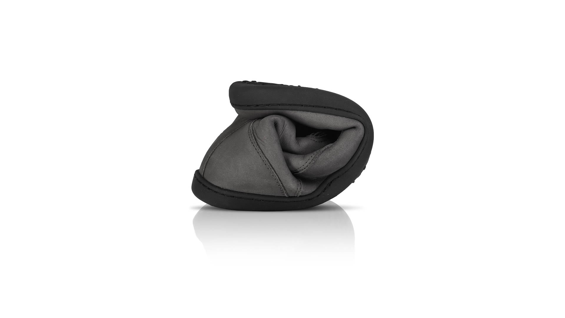 Detailní pohled na pružnost barefoot boty Shapen Urbaneer 2.0 Grey – moderní design a komfort pro každodenní nošení.
